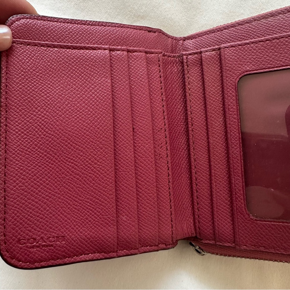 Coach Signature Embossed Pebble Leather Medium Zip Around Wallet in Sunset Red - Picture 7 of 10